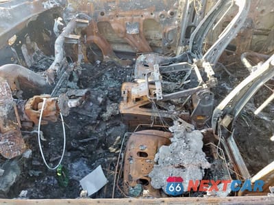 Zdjęcie 7 z 11 samochodu: 2016 CHEVROLET SILVERADO K1500 LT VIN:3GCUKREC1GG141085 - miniatura