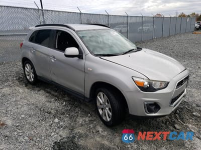 Czwarte zdjęcie samochodu z boku: 2015 MITSUBISHI RVR GT VIN:4A4AJ4AU1FE601724 - miniatura