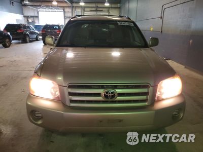 Piąte zdjęcie samochodu w środku: 2005 TOYOTA HIGHLANDER VIN:JTEGD21A250131617 - miniatura