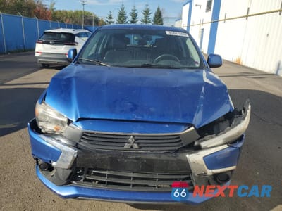 Piąte zdjęcie samochodu w środku: 2016 MITSUBISHI RVR SE VIN:JA4AH3AU8GZ606422 - miniatura