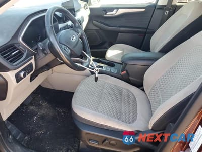 Zdjęcie 7 z 12 samochodu: 2021 FORD ESCAPE SE VIN:1FMCU0G60MUA16110 - miniatura