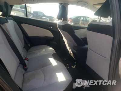 Zdjęcie 10 z 12 samochodu: 2016 TOYOTA PRIUS VIN:JTDKBRFU0G3007041 - miniatura
