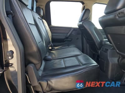 Zdjęcie 10 z 13 samochodu: 2010 NISSAN TITAN XE VIN:1N6BA0EC0AN309770 - miniatura