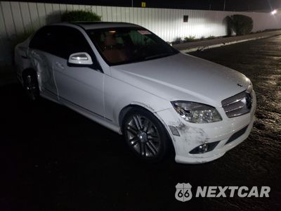 Czwarte zdjęcie samochodu z boku: 2008 MERCEDES-BENZ C 300 VIN:WDDGF54X28R017154 - miniatura