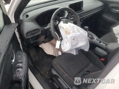 Zdjęcie 8 z 13 samochodu: 2024 HONDA HR-V SPORT VIN:3CZRZ2H51RM740010 - miniatura
