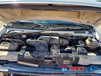 Zdjęcie 12 z 13 samochodu: 2000 FORD ECONOLINE E350 SUPER DUTY WAGON VIN:1FBSS31S9YHA60154 - miniatura