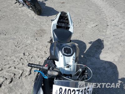 Piąte zdjęcie samochodu w środku: 2022 KAWASAKI EX650 N VIN:ML5EXEN10NDA72443 - miniatura