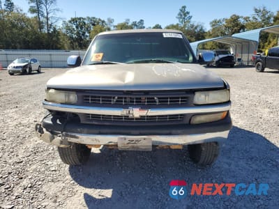 Piąte zdjęcie samochodu w środku: 2000 CHEVROLET SILVERADO K1500 VIN:1GCEK14TXYZ209912 - miniatura