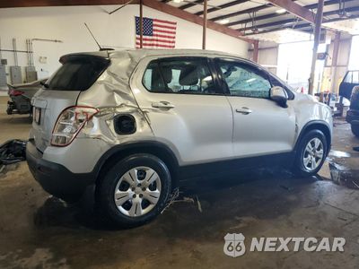 Trzecie zdjęcie samochodu z tyłu: 2016 CHEVROLET TRAX LS VIN:KL7CJKSB6GB558788 - miniatura