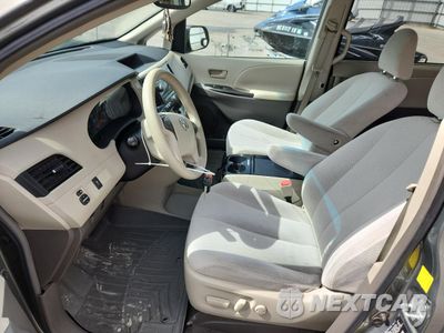 Zdjęcie 7 z 13 samochodu: 2011 TOYOTA SIENNA LE VIN:5TDJK3DC6BS005546 - miniatura