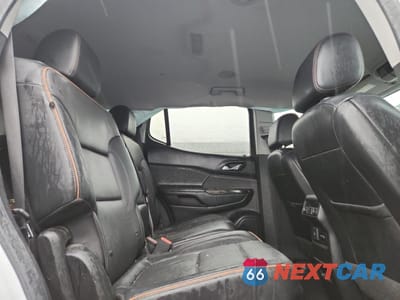 Zdjęcie 11 z 14 samochodu: 2021 GMC ACADIA AT4 VIN:1GKKNLLS2MZ170519 - miniatura