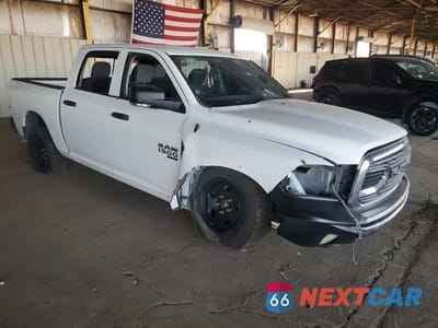 Czwarte zdjęcie samochodu z boku: 2023 RAM 1500 CLASSIC SLT VIN:1C6RR7LG5PS537032 - miniatura