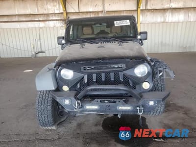 Piąte zdjęcie samochodu w środku: 2012 JEEP WRANGLER UNLIMITED RUBICON VIN:1C4BJWFG4CL103454 - miniatura
