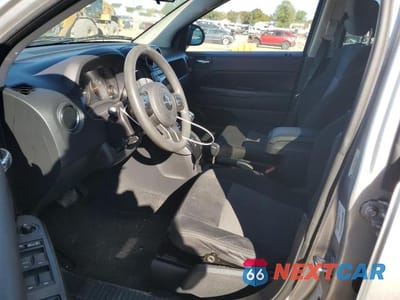 Zdjęcie 7 z 12 samochodu: 2011 JEEP COMPASS SPORT VIN:1J4NF1FB5BD235146 - miniatura