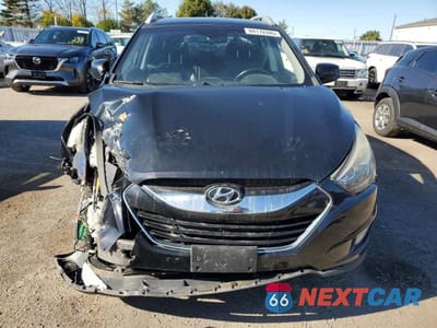 Piąte zdjęcie samochodu w środku: 2015 HYUNDAI TUCSON LIMITED VIN:KM8JUCAG3FU078808 - miniatura