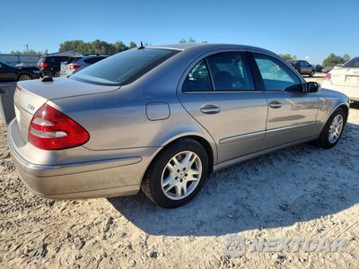 Trzecie zdjęcie samochodu z tyłu: 2005 MERCEDES-BENZ E 320 CDI VIN:WDBUF26J45A761738 - miniatura
