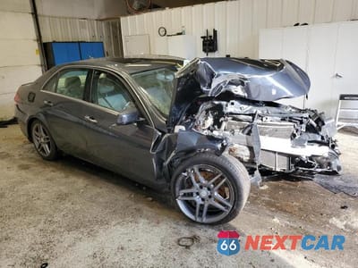 Czwarte zdjęcie samochodu z boku: 2015 MERCEDES-BENZ E 350 VIN:WDDHF5KB8FB124274 - miniatura