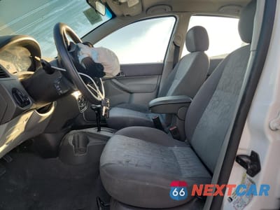 Zdjęcie 7 z 12 samochodu: 2005 FORD FOCUS ZX4 VIN:1FAFP34N05W290649 - miniatura