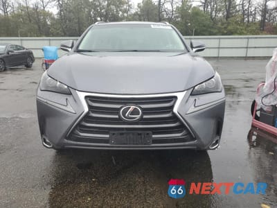 Piąte zdjęcie samochodu w środku: 2017 LEXUS NX 200T BASE VIN:JTJBARBZ3H2104419 - miniatura