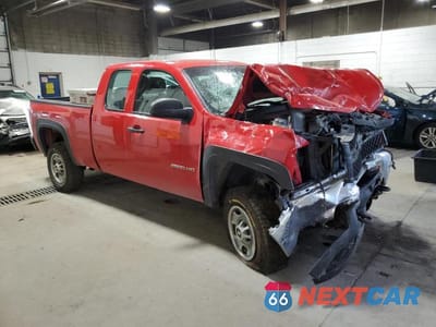 Czwarte zdjęcie samochodu z boku: 2013 CHEVROLET SILVERADO K2500 HEAVY DUTY VIN:1GC2KVCG6DZ109105 - miniatura