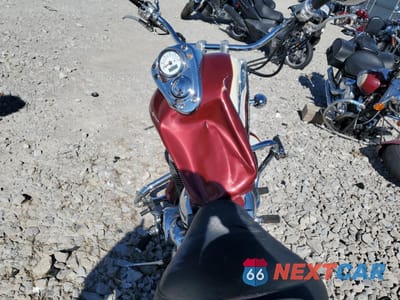 Zdjęcie 6 z 9 samochodu: 2001 HONDA VT750 CD2 VIN:JH2RC44611M452397 - miniatura