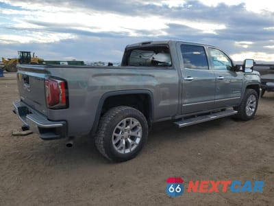 Trzecie zdjęcie samochodu z tyłu: 2017 GMC SIERRA K1500 SLT VIN:3GTU2NEJ2HG322561 - miniatura