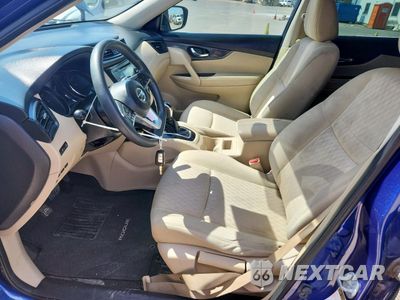 Zdjęcie 7 z 14 samochodu: 2017 NISSAN ROGUE S VIN:JN8AT2MT1HW130104 - miniatura