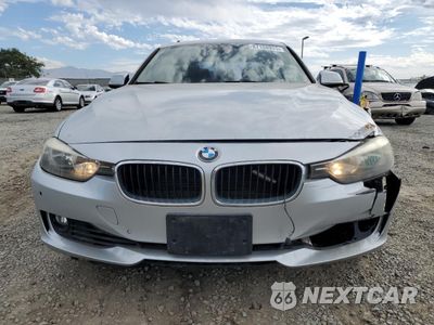 Piąte zdjęcie samochodu w środku: 2013 BMW 328 I VIN:WBA3A5C51DF351336 - miniatura