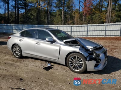 Czwarte zdjęcie samochodu z boku: 2018 INFINITY Q50 3.0T LUXE VIN:JN1EV7AR2JM440702 - miniatura