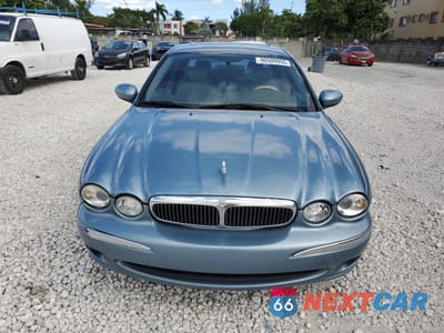 Piąte zdjęcie samochodu w środku: 2003 JAGUAR X-TYPE 2.5 VIN:SAJEA51D63XD37662 - miniatura