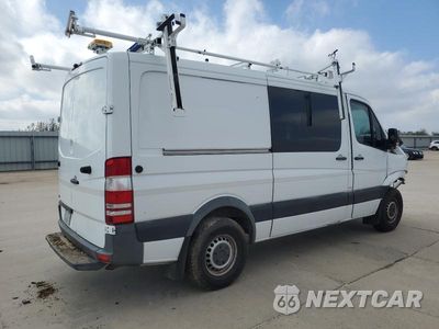Trzecie zdjęcie samochodu z tyłu: 2015 MERCEDES BENZ SPRINTER 2500 DELIVERY VAN VAN VIN:WD3PE7DC2FP156273 - miniatura