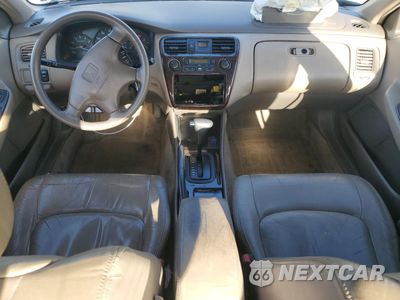 Zdjęcie 8 z 14 samochodu: 2000 HONDA ACCORD EX VIN:1HGCG1652YA010974 - miniatura
