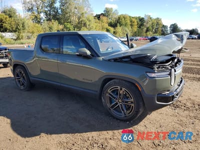 Czwarte zdjęcie samochodu z boku: 2026 RIVIAN R1T PREMIUM VIN:7FCTGAAP5TN042742 - miniatura