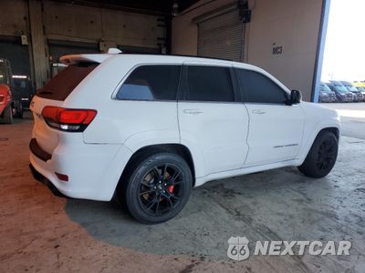 Trzecie zdjęcie samochodu z tyłu: 2015 JEEP GRAND CHEROKEE SRT-8 VIN:1C4RJFDJ9FC752071 - miniatura