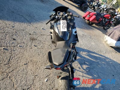 Zdjęcie 6 z 11 samochodu: 2019 KAWASAKI EX400 VIN:JKAEXKH19KDA40595 - miniatura