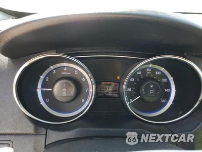 Zdjęcie 9 z 11 samochodu: 2011 HYUNDAI SONATA SE VIN:5NPEC4AC1BH000835 - miniatura