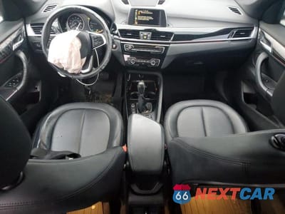 Zdjęcie 8 z 12 samochodu: 2016 BMW X1 XDRIVE28I VIN:WBXHT3C36GP880899 - miniatura