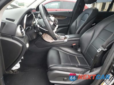 Zdjęcie 7 z 13 samochodu: 2017 MERCEDES-BENZ GLC 300 4MATIC VIN:WDC0G4KB1HF121253 - miniatura