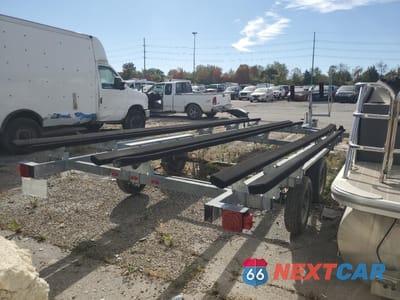 Czwarte zdjęcie samochodu z boku: 2019 GENESIS MBPT22-2 BOAT TRAILER VIN:5KYMB2222K1019530 - miniatura