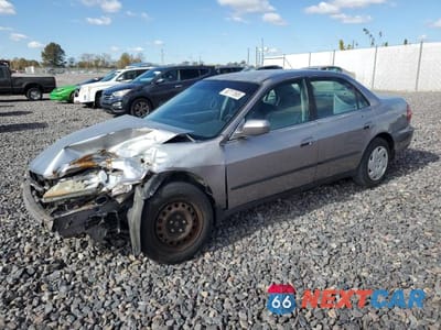 2000 HONDA ACCORD LX 1HGCG1644YA021790 - główne zdjęcie licytacji z USA - miniatura