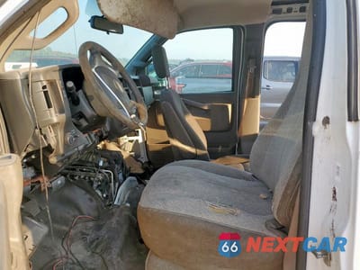 Zdjęcie 7 z 12 samochodu: 2018 CHEVROLET EXPRESS 3500 6.0L V8 VIN:1GCZGHFG6J1168484 - miniatura