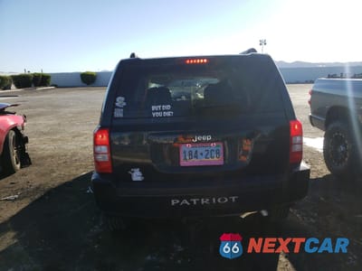 Zdjęcie 6 z 14 samochodu: 2008 JEEP PATRIOT SPORT VIN:1J8FT28W18D519013 - miniatura