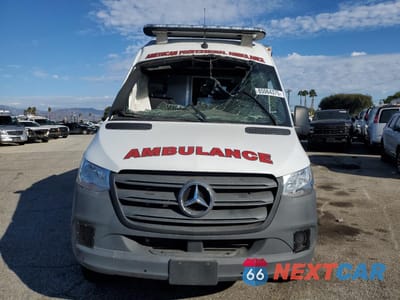 Piąte zdjęcie samochodu w środku: 2023 MERCEDES-BENZ SPRINTER 2500 VIN:W1W4NBHY4PT141370 - miniatura