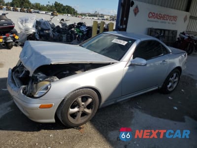 2003 MERCEDES-BENZ SLK 320 WDBKK65F33F286140 - główne zdjęcie licytacji z USA - miniatura