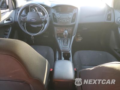 Zdjęcie 8 z 15 samochodu: 2017 FORD FOCUS SE VIN:1FADP3F20HL291848 - miniatura