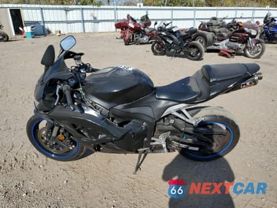 Trzecie zdjęcie samochodu z tyłu: 2009 HONDA CBR600 RR VIN:JH2PC400X9K200602 - miniatura