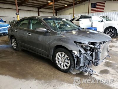Czwarte zdjęcie samochodu z boku: 2015 NISSAN ALTIMA 2.5 VIN:1N4AL3AP1FN391511 - miniatura