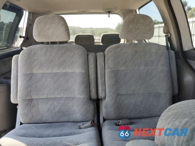 Zdjęcie 10 z 14 samochodu: 2000 HONDA ODYSSEY EX VIN:2HKRL1864YH569218 - miniatura