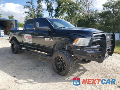 Czwarte zdjęcie samochodu z boku: 2014 RAM 2500 ST VIN:3C6UR5CL2EG168131 - miniatura