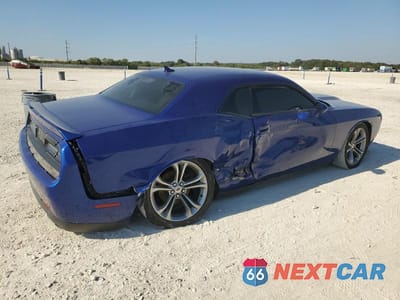 Trzecie zdjęcie samochodu z tyłu: 2020 DODGE CHALLENGER GT VIN:2C3CDZJG0LH201676 - miniatura